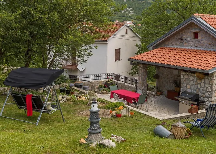 Family Friendly House With A Parking Space Tribalj, Crikvenica - 19277 Semesterbostad Tribalj (Primorsko-Goranska)